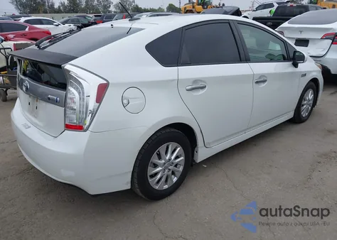 2014 Toyota Prius Plug-In из США, поврежденный, VIN JTDKN3DP9E3061162